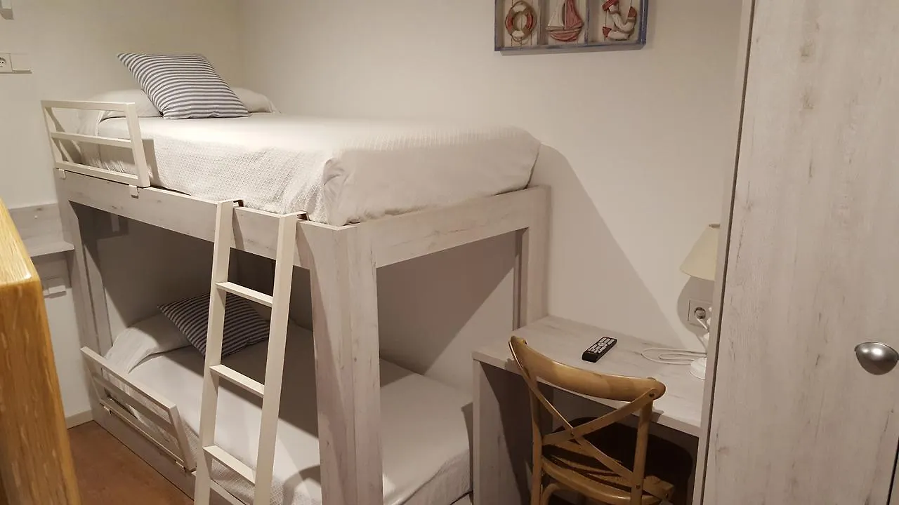 Hotel L'Escala Centre 2*,  Spain