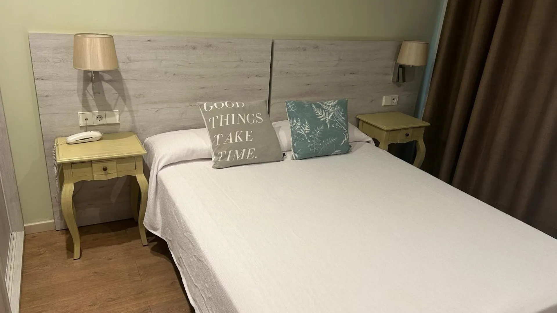 Hotel L'Escala Centre Испания