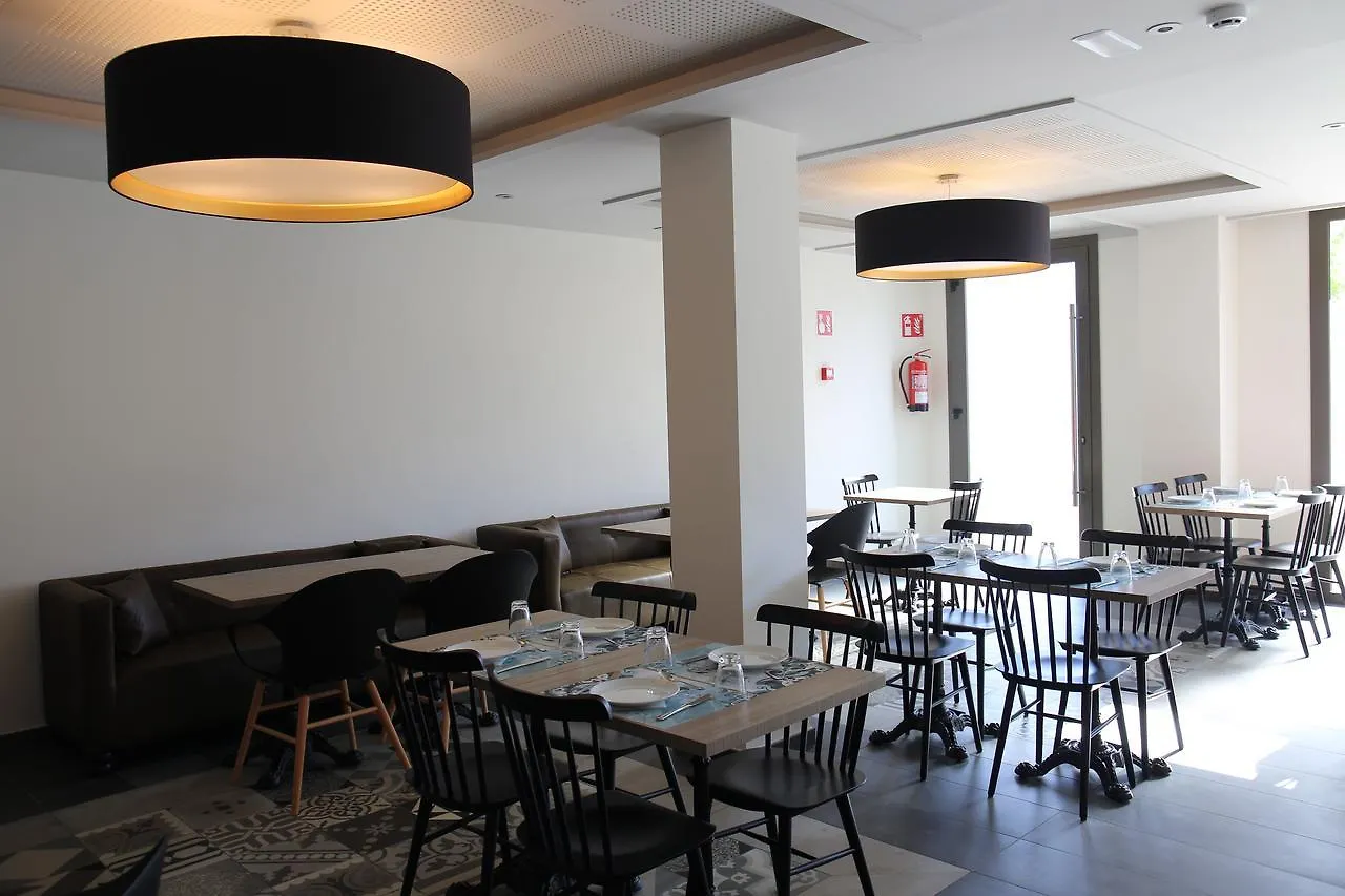 Hotel L'Escala Centre 2*,  Испания