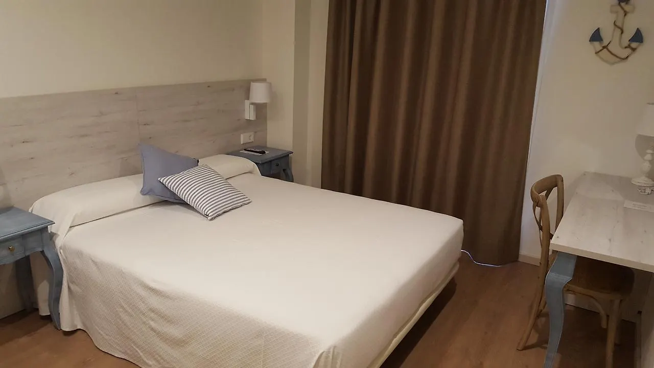 Hotel L'Escala Centre İspanya